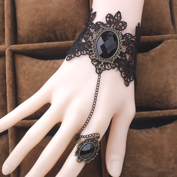 Lakeview Apparel Jewelry - Black Lace Finger Hand Gothic Steampunk Bracelet